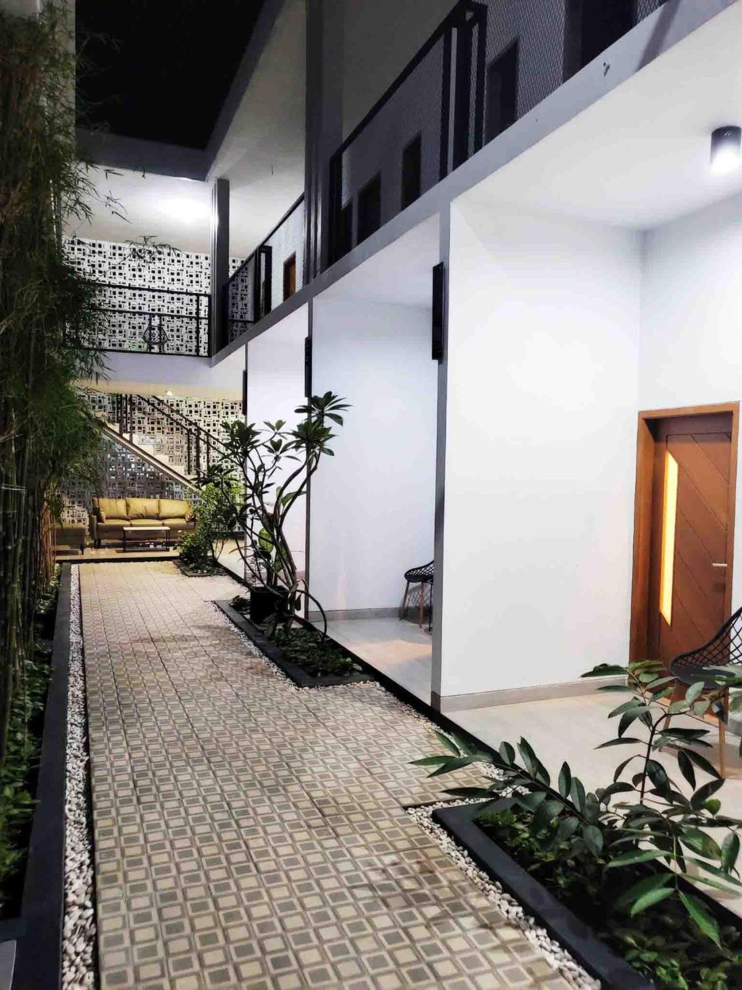 Cabin15 - Syariah Blitar Dış mekan fotoğraf